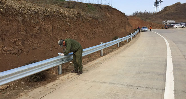 铁门关农村公路波形护栏